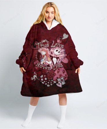 Cozy Oversized Blanket Hoodie - Gothic 'True Love Never Dies' Design For Ultimate Comfort