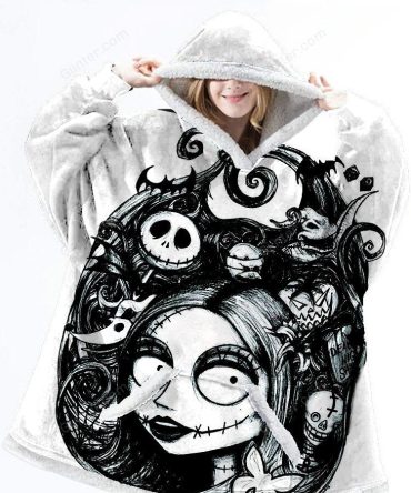 Cozy Gothic Oversized Hoodie Blanket - Halloween Skull Design, Plush & Warm