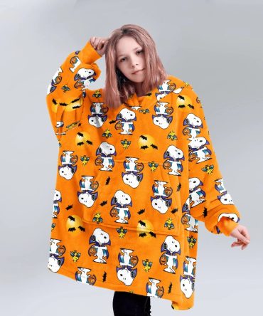 Kid Spooky Snoopy Halloween Unisex Blanket Hoodie