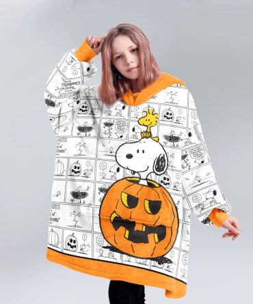 Kid Peanuts Snoopy Pumpkin Comic Unisex Blanket Hoodie