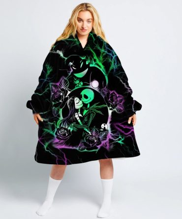 Cozy Halloween Oversized Blanket Hoodie - Spooky Skeleton Lovers Design For Ultimate Comfort