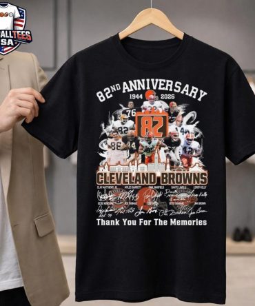 Cleveland Browns Skyline 82Th Anniversary 1944-2026 Players Signatures Thank You For The Memories Unisex Shirt