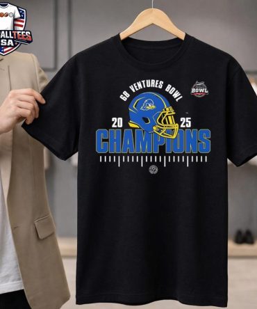 Delaware Fightin' Blue Hens Ncaa Football 2025 68 Ventures Bowl Champions Helmet T-Shirt