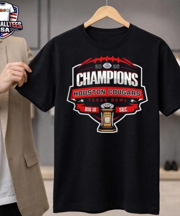 Houston Cougars 2025 Texas Bowl Champions Big 12 Sec Trophy Unisex Shirt