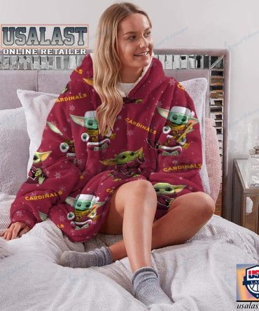 New Personalized Arizona Cardinals Baby Yoda Blanket Hoodie Hoodie Blanket