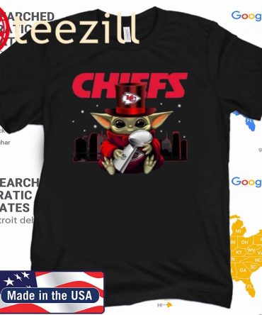 Kansas City Chiefs Super Bowl Liv Baby Yoda Hug Chiefs Tshirt