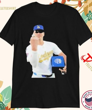 Kike Hernandez Middle Finger Ring Los Angeles Dodgers 2025 World Series Champions T-Shirts