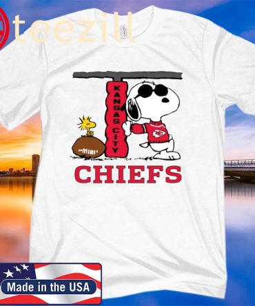 Snoopy Facts Snoopy Joe Cool And Woodstock The Kansas City Chiefs Nfl T Shirt