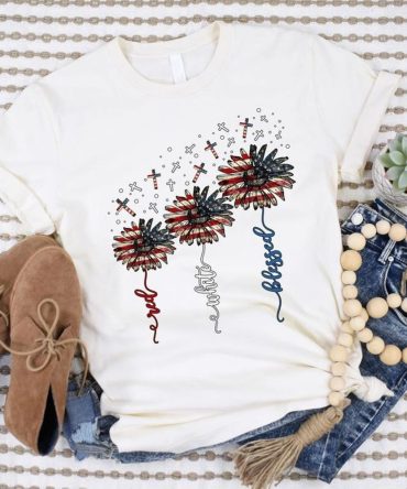 Vintage American Flag Sunflower Red White Blessed T-Shirt, Sunflower Cross Christian 4Th Of July Gift Tee Shirt
