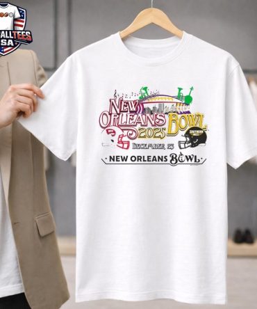 Western Kentucky Hilltoppers Vs Southern Miss Golden Eagles 2025 New Orleans Bowl Music City Dec 23 2025 Helmet T-Shirt
