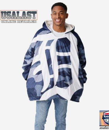 Detroit Tigers Camouflage Blanket Hoodie Hoodie Blanket