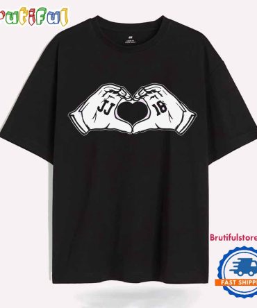 Justin Jefferson Heart Hands Minnesota Vikings Jj 18 Unisex T Shirt