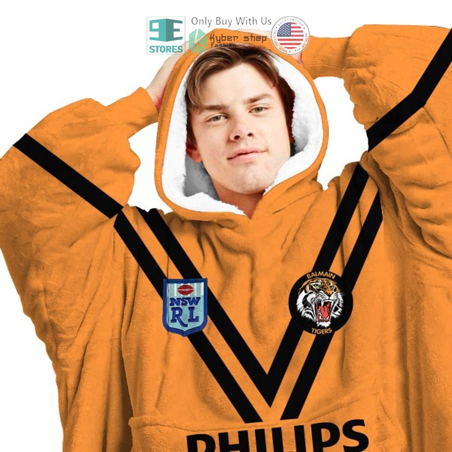 Best Personalized Tigers Heritage Orange Hooded Blanet Hoodie - Image 3
