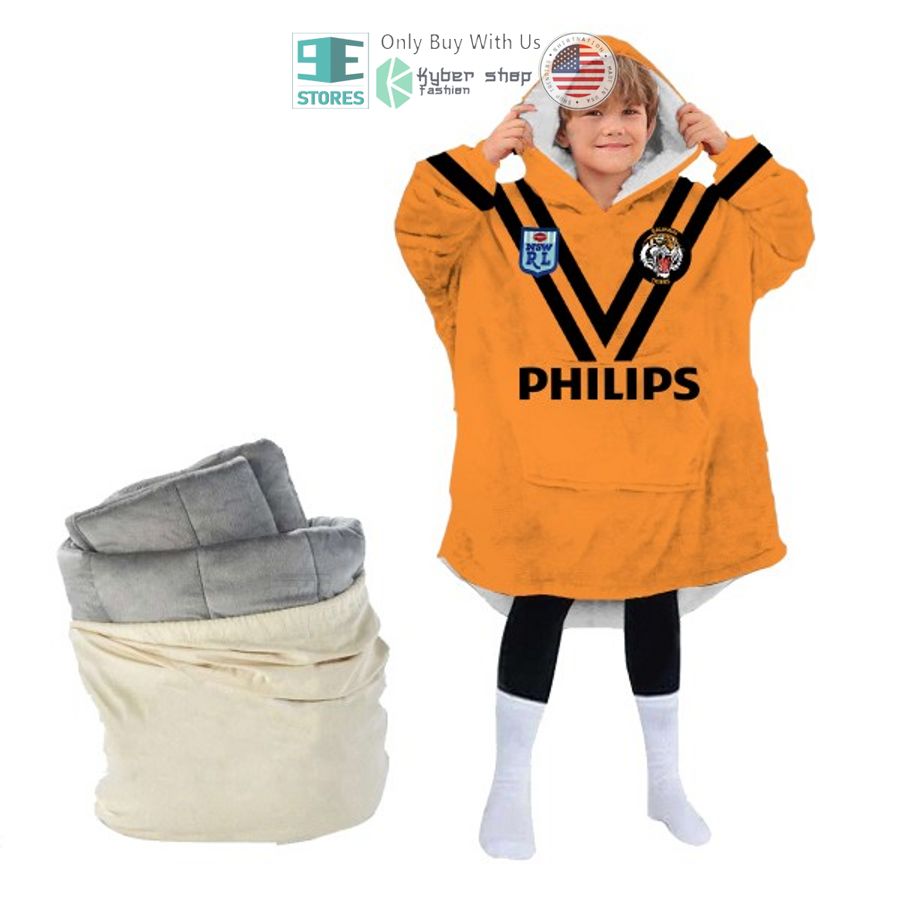 Best Personalized Tigers Heritage Orange Hooded Blanet Hoodie - Image 5