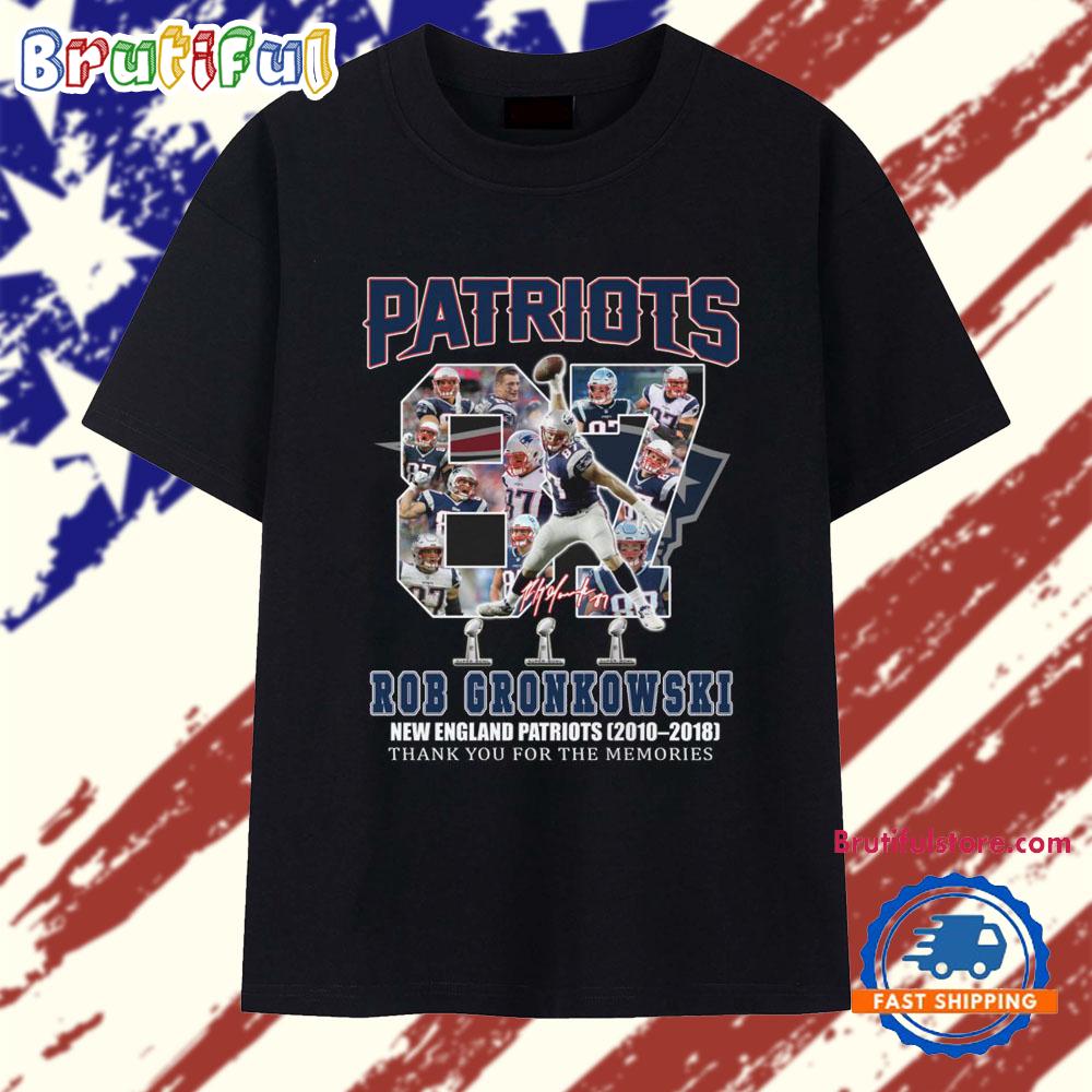 Rob Gronkowski New England Patriots Vintage T Shirt