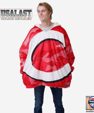 Cincinnati Reds Camouflage Blanket Hoodie Hoodie Blanket